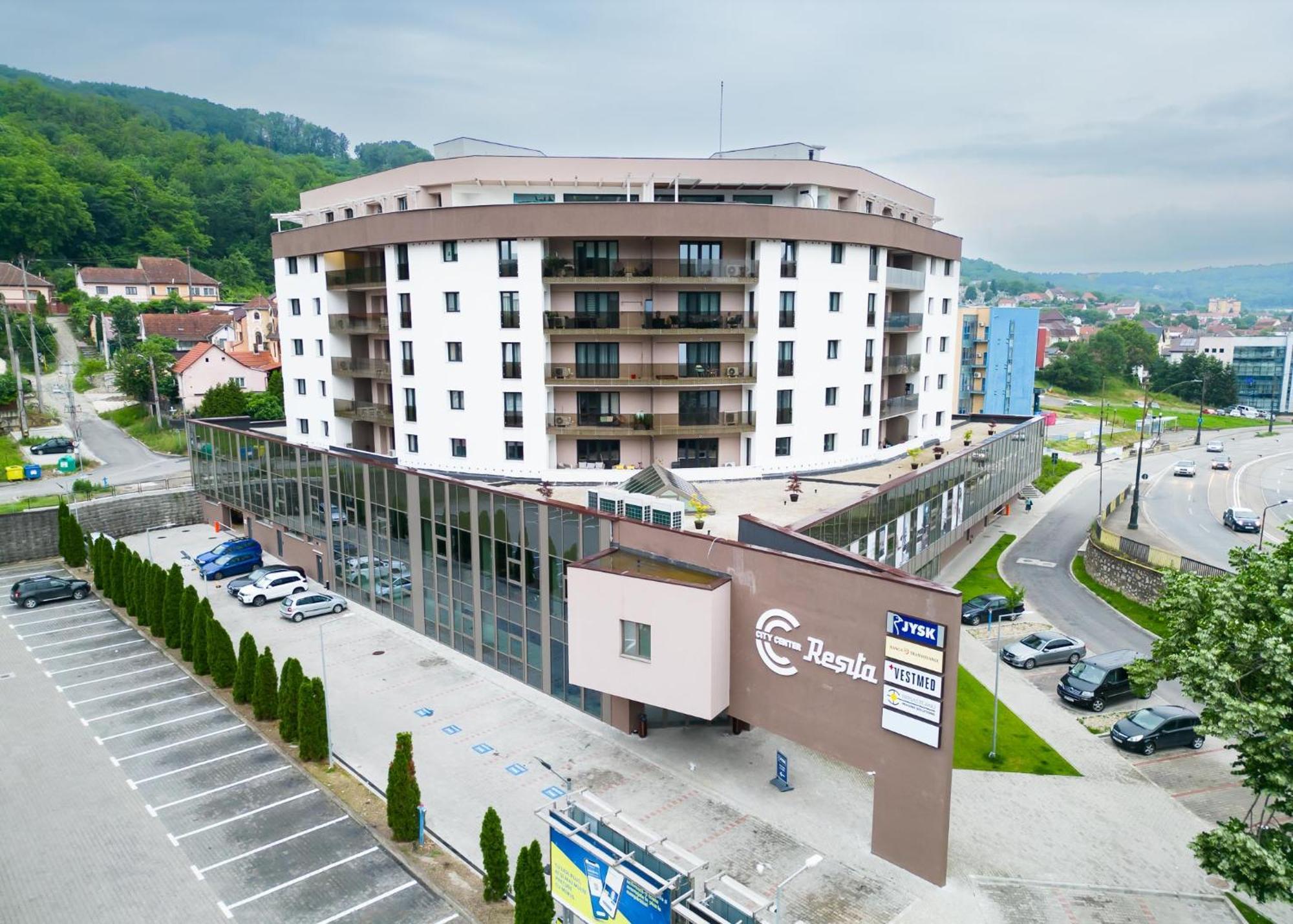 City Center Accomodation - 101 Resicabánya Kültér fotó